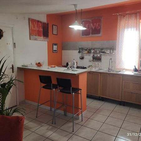 La Casa Di Rick Apartment Рончилионе Екстериор снимка
